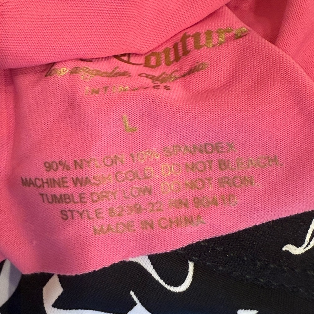 Juicy Couture NWT Sz L 5Pk Pinks, White & Black Juicy Logo Thong Panties (I054) - Picture 8 of 8